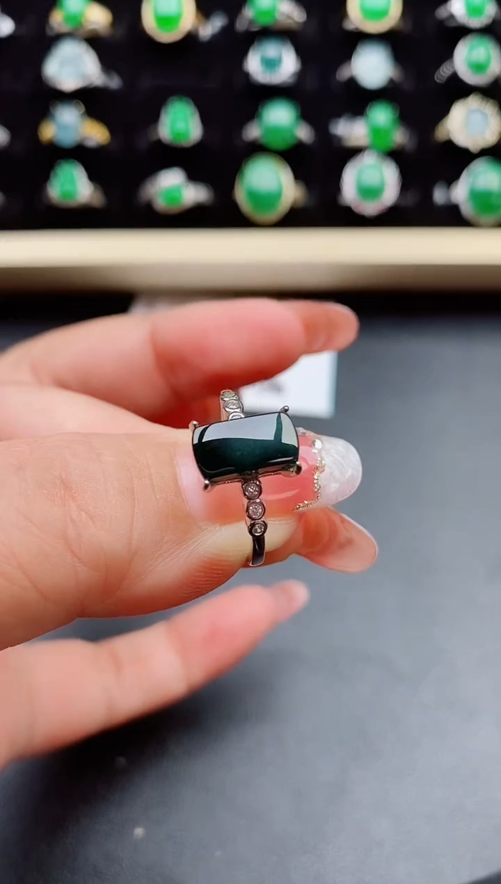 【闪购商品】翡翠戒指银S925镶嵌080580