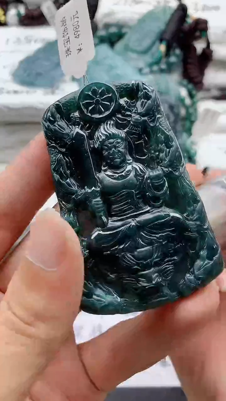 翡翠未镶嵌颈饰8888888888