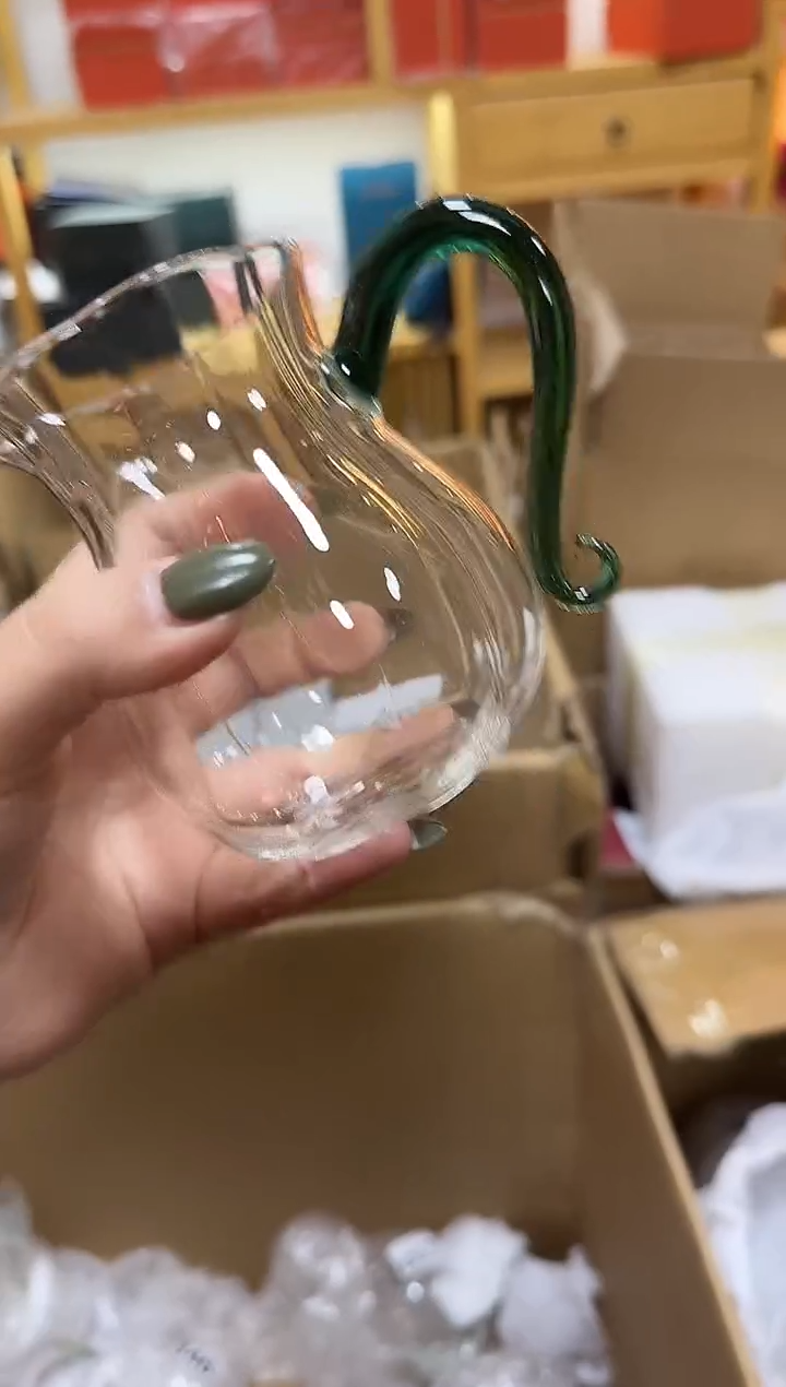 墨绿蔓延公道杯   