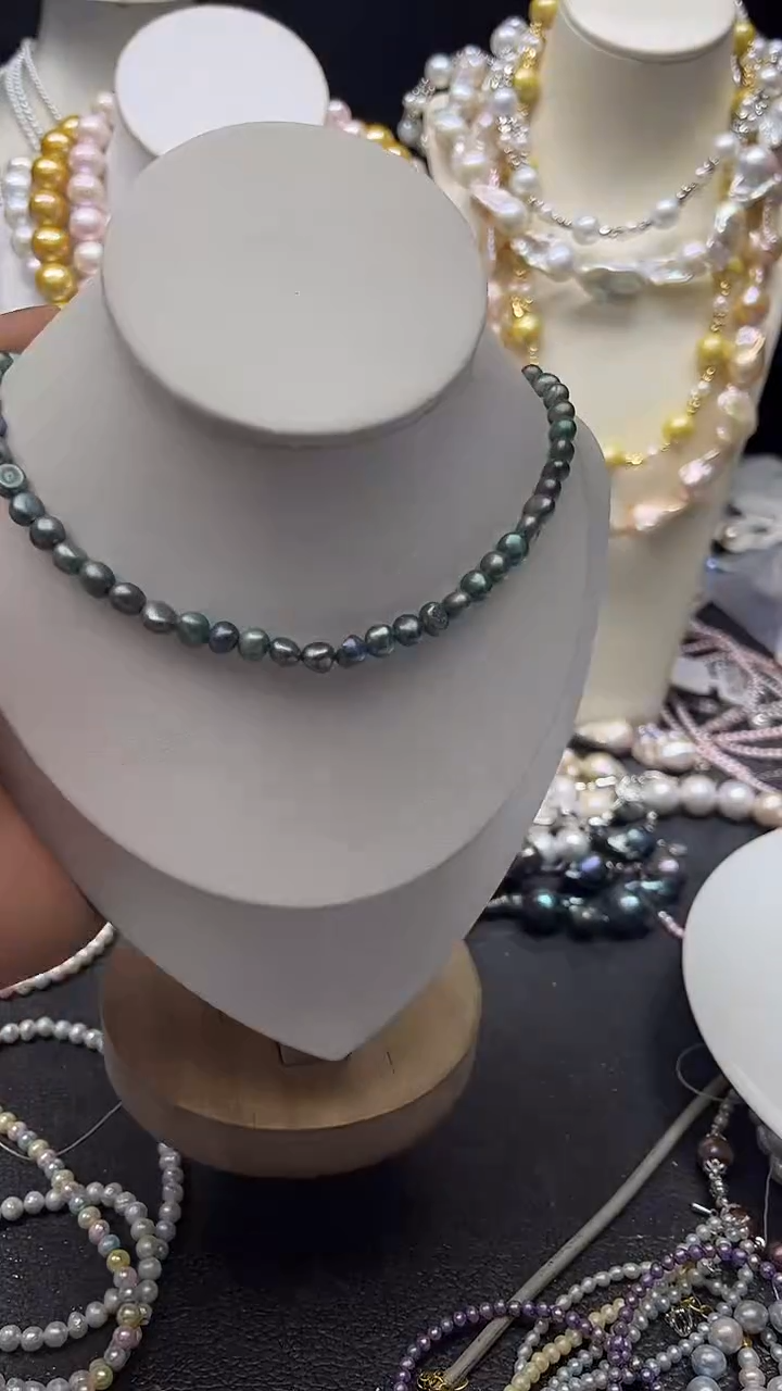 颈饰未镶嵌淡水珍珠多人