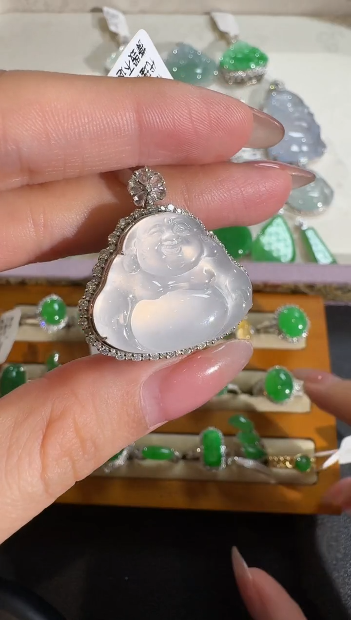 【闪购商品】翡翠吊坠(不含链)18K金镶嵌【源头工厂】钻石镶嵌