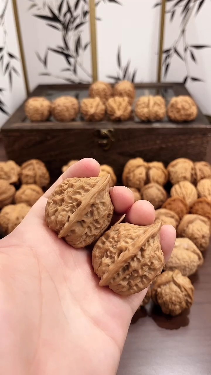 【闪购商品】文玩核桃吊坠至尊