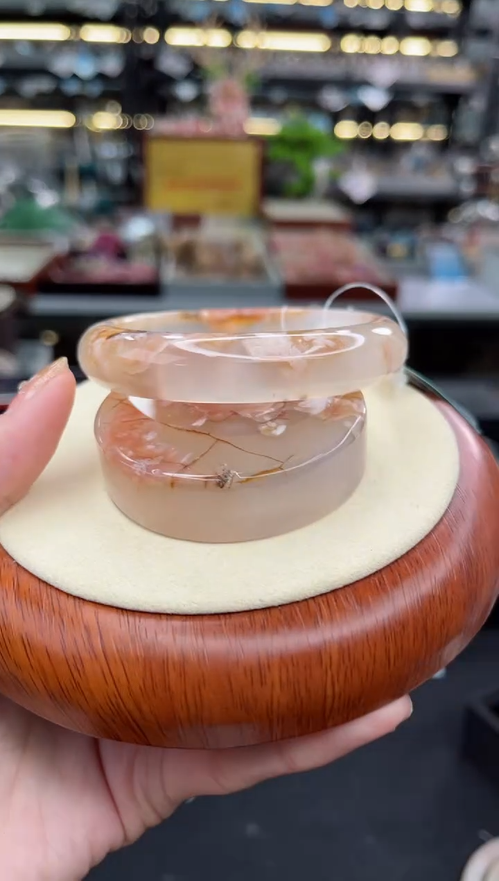 【闪购商品】石英质玉手镯未镶嵌58圈口（赠品镯心）3931212