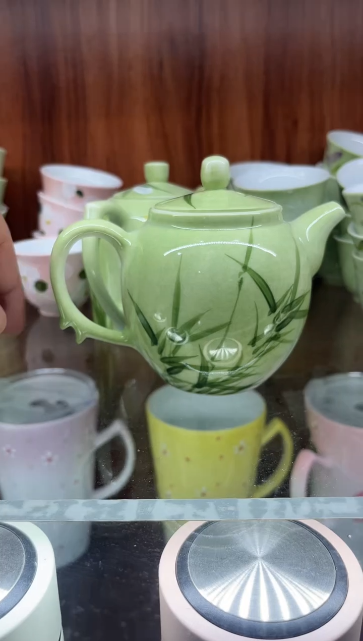 养**人手绘景德镇餐饮具玲珑