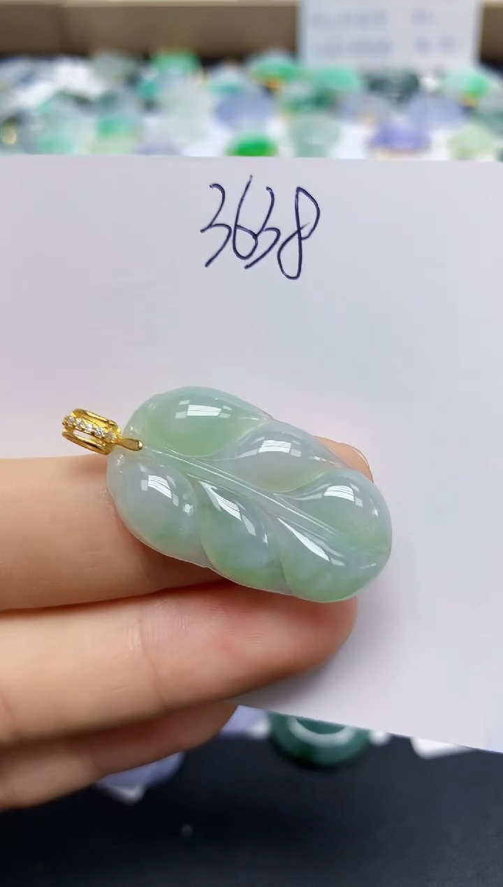 翡翠未镶嵌颈饰天然缅甸翡翠A货