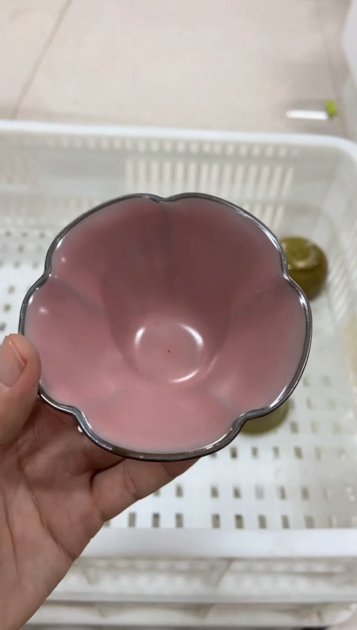 无运费险有瑕疵的摄影的产品有使用过的痕迹有点脏介意勿拍