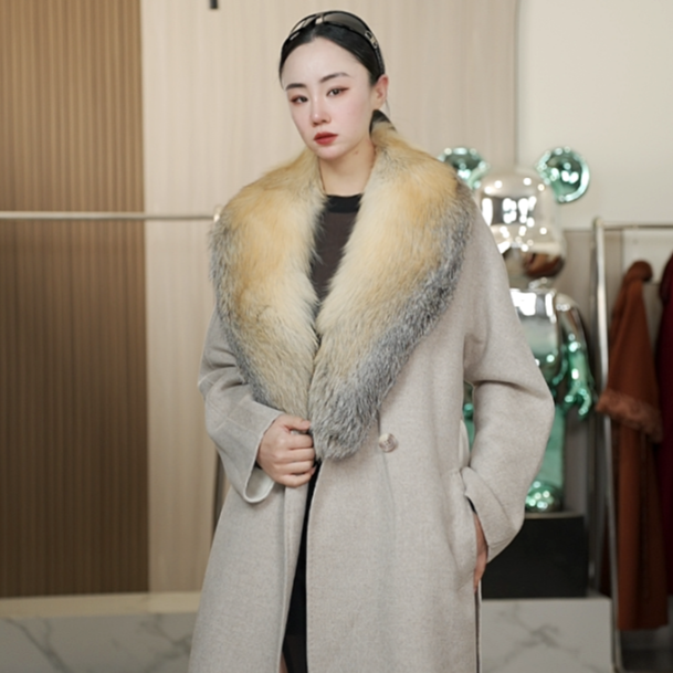 p2125233 100羊毛  秋冬新款狐狸毛领毛呢大衣
