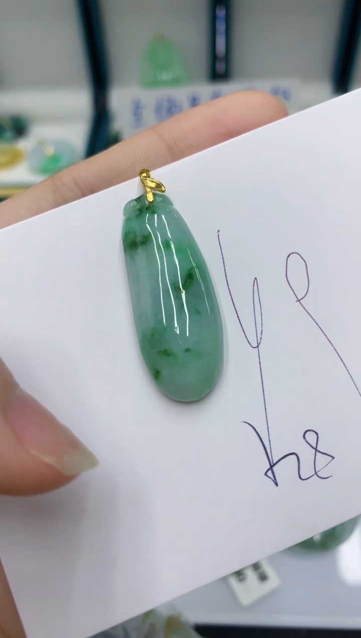 颈饰未镶嵌翡翠翡翠