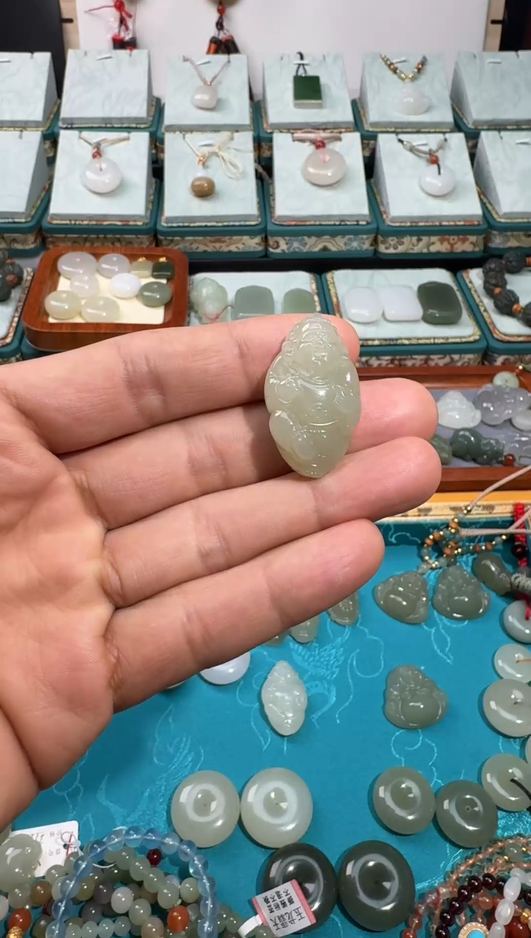 【闪购商品】和田玉颈饰未镶嵌自在财神