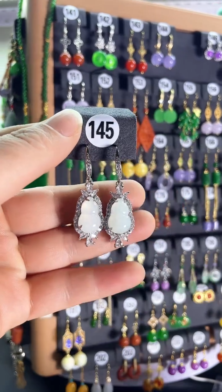 【闪购商品】翡翠耳饰银S925镶嵌45...