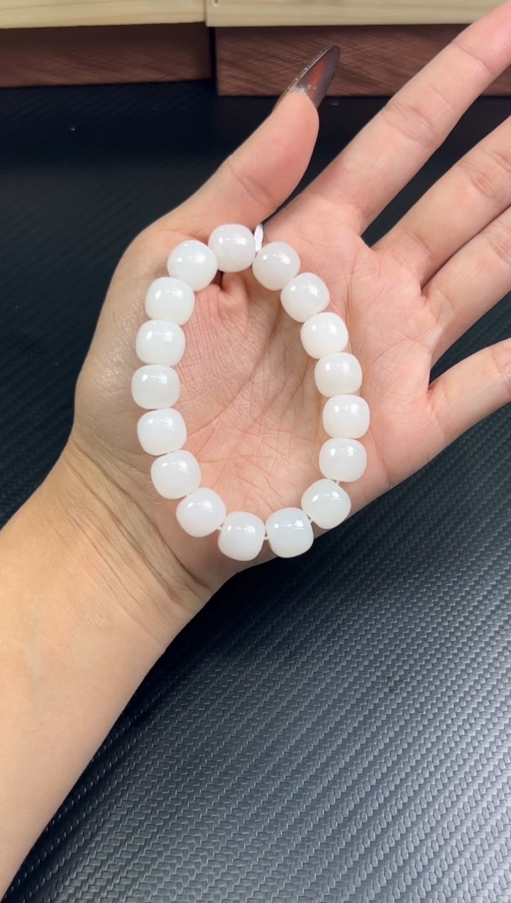 未镶嵌手串和田玉听**鱼且末天泰微色差卡11*12m