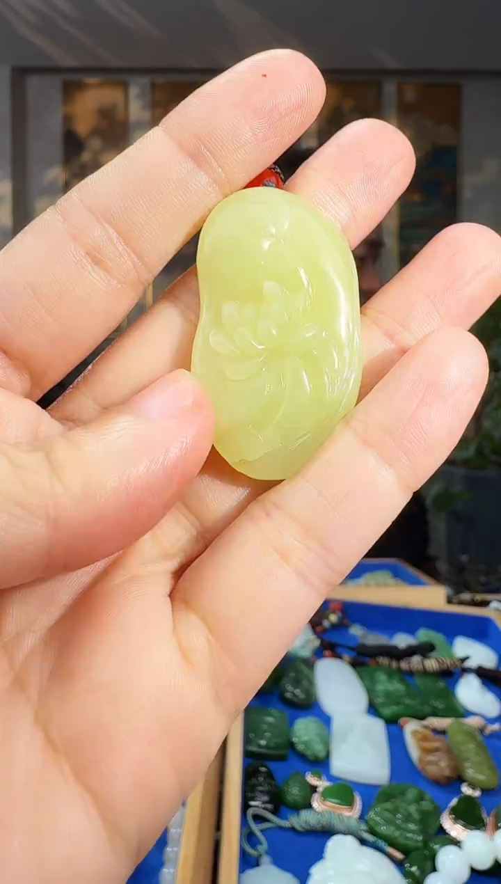 未镶嵌和田玉挂件拍一发一