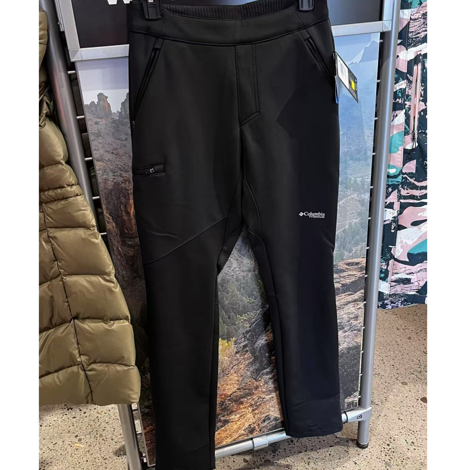 Columbia/哥伦比亚2105831010女士钛金防泼水内里绒面软壳裤S码 