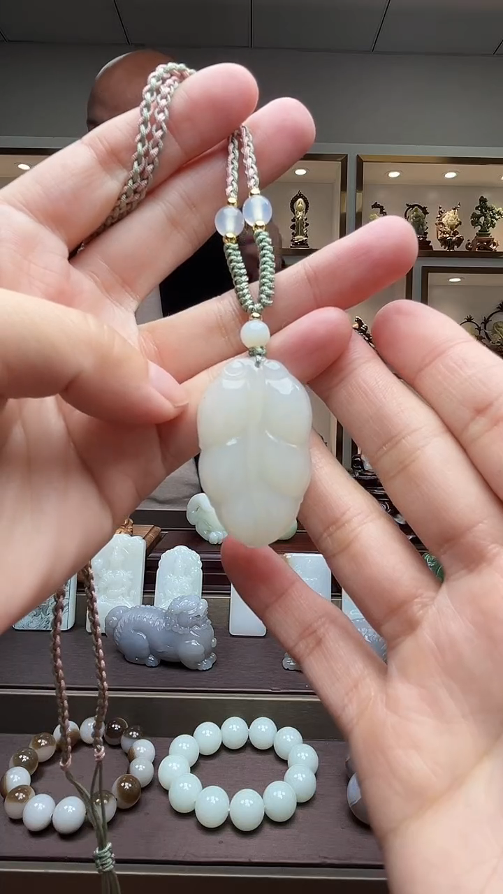 【闪购商品】和田玉挂件未镶嵌苏