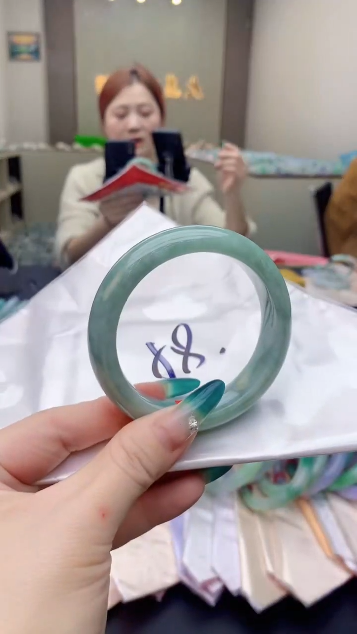 【闪购商品】翡翠手镯未镶嵌0481527361