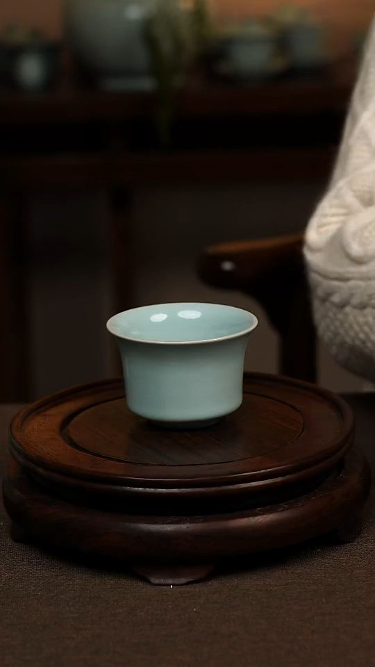 瓷片天青色全手工马蹄杯80ml微瑕不带礼盒