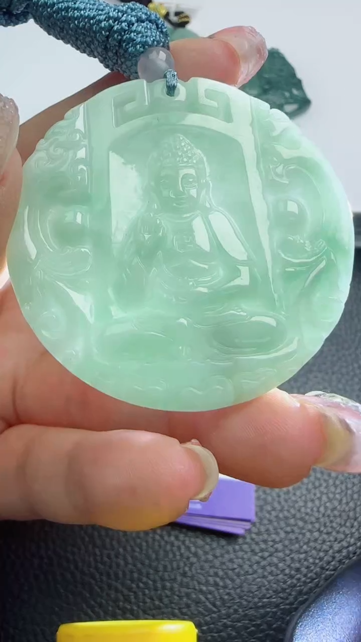 【闪购商品】翡翠颈饰未镶嵌1111111111