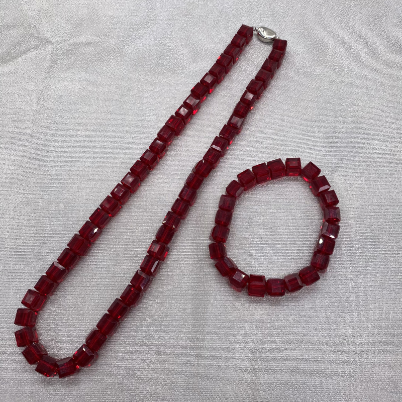 【不灭火焰 无懈可击】红项链OMX301678