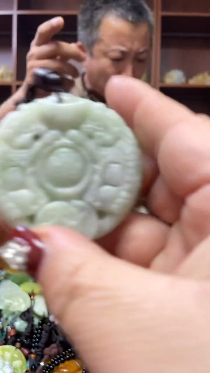 未镶嵌岫玉挂件 