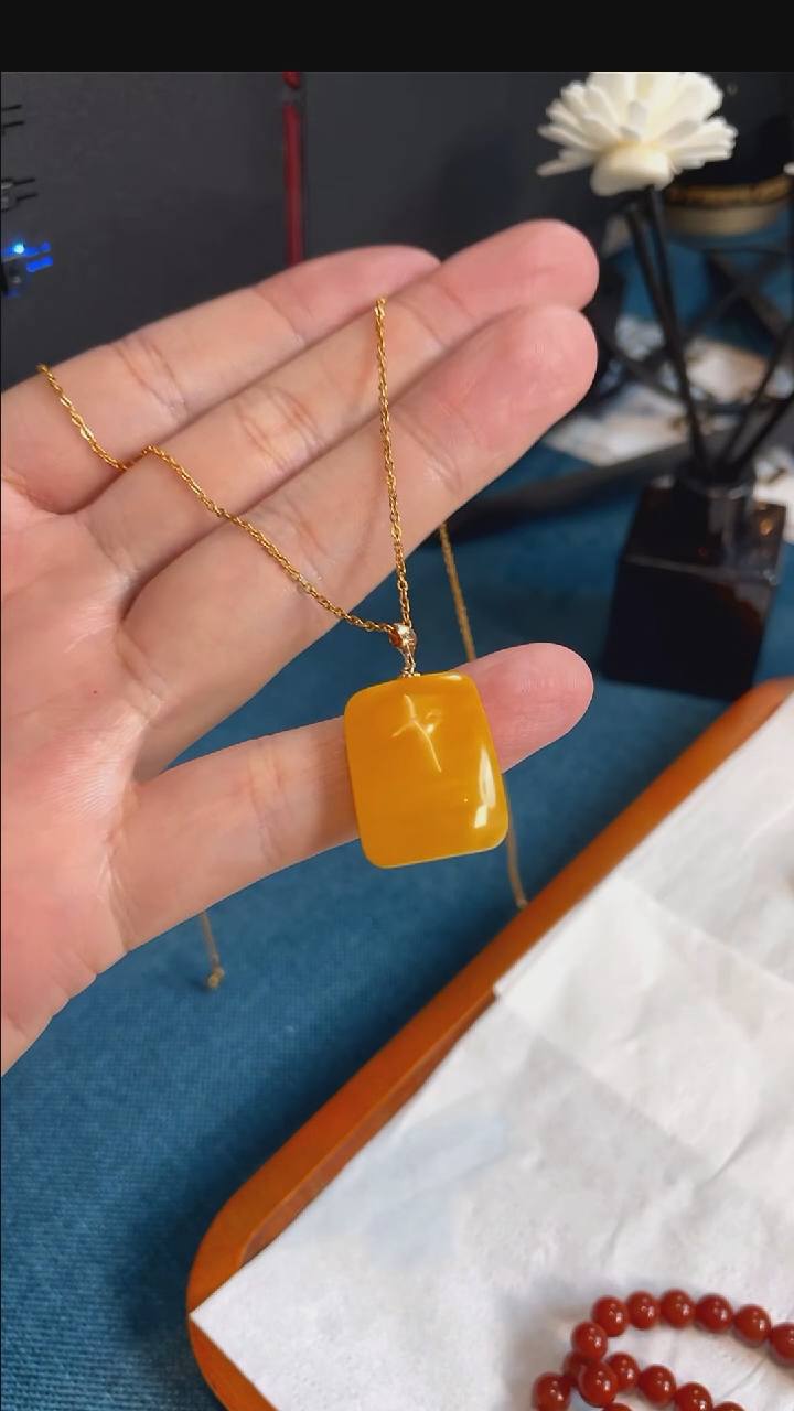 18K金镶嵌定制琥珀1888号