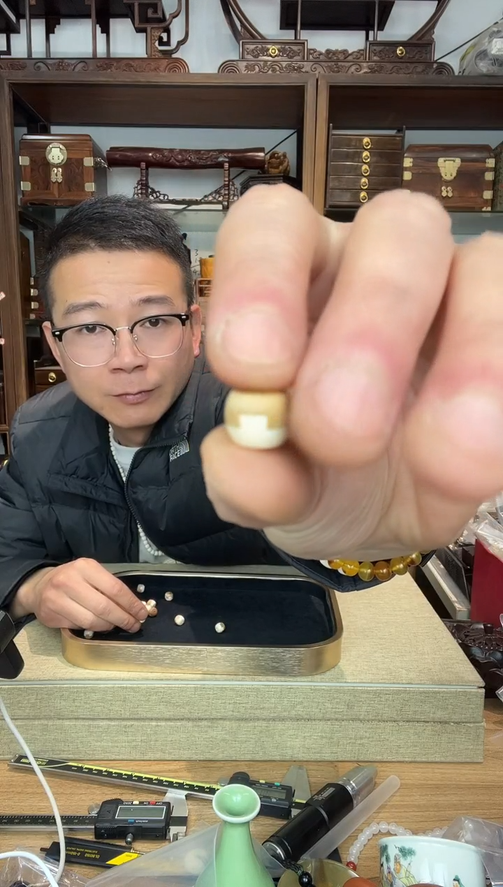 乌木类书架669老山檀嵌猛犸9*10老型单颗