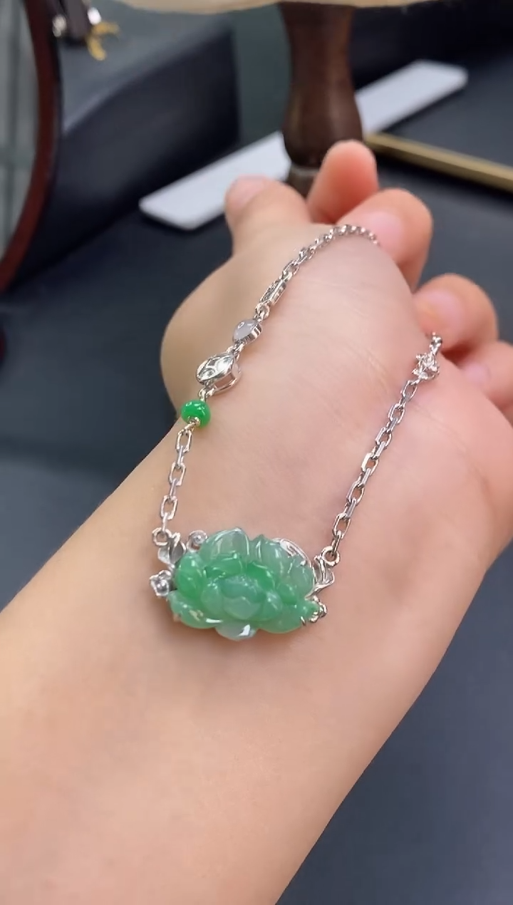 颈饰银S925镶嵌翡翠19294