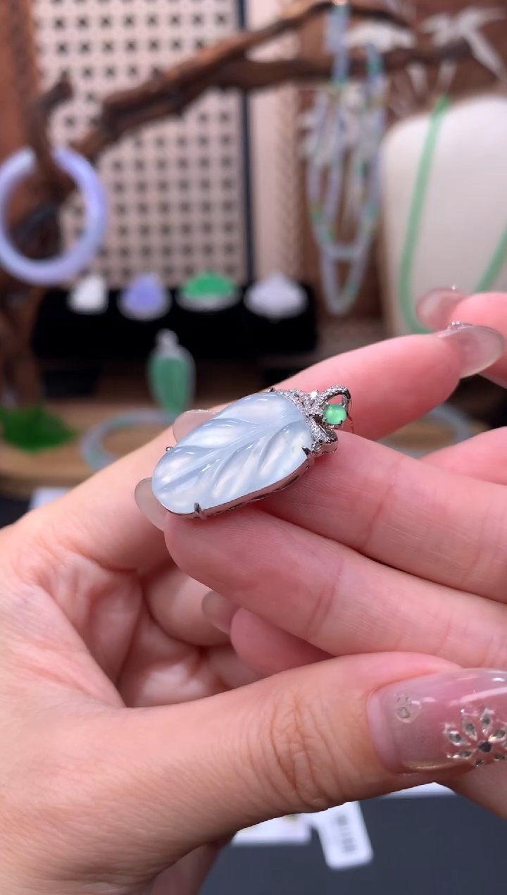 18K金镶嵌定制翡翠48小时鉴赏期 退货不扣服务费