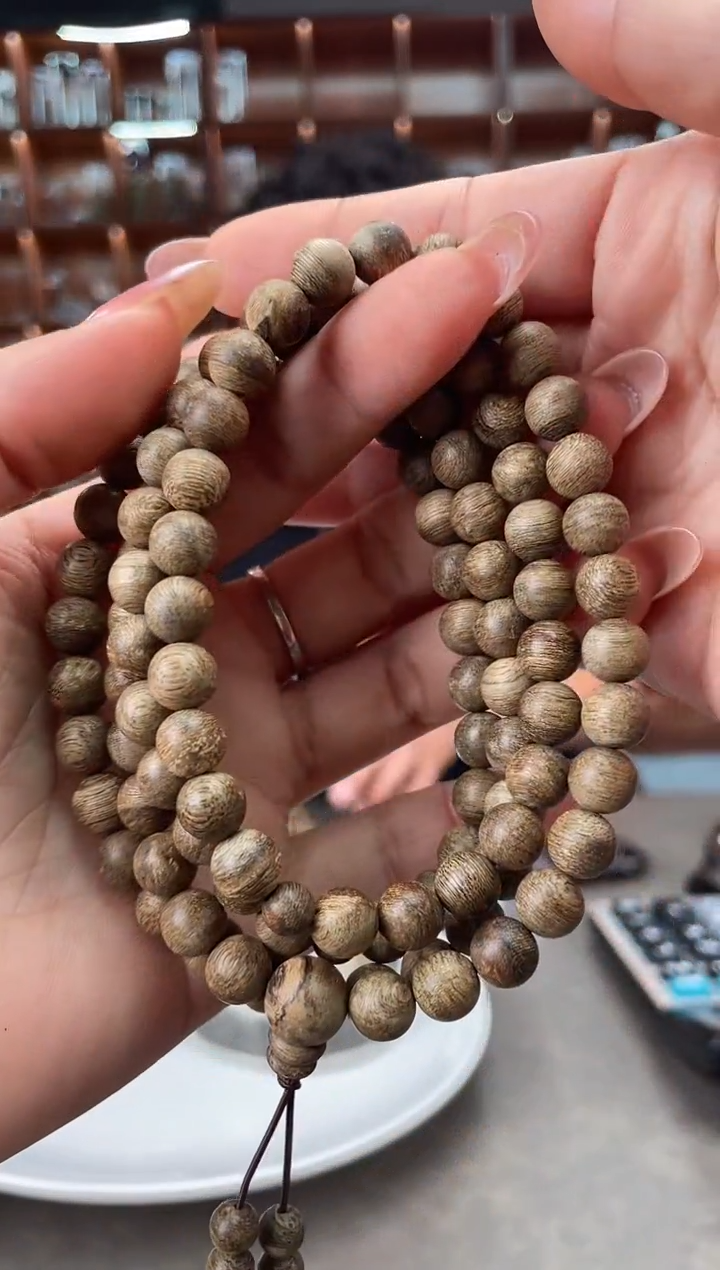 【闪购商品】沉香手串57号文莱多样性发一条