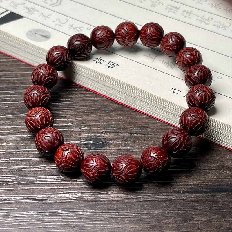 紫檀手串（莲花雕刻）  LQ164