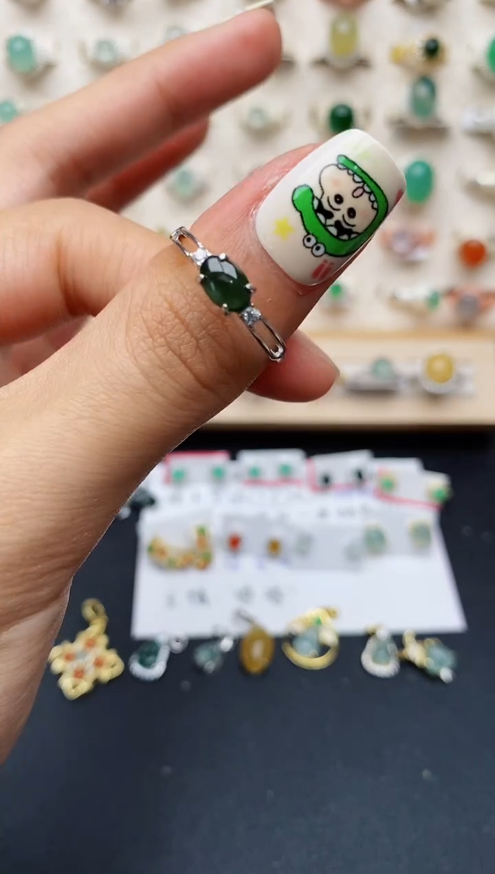 【闪购商品】翡翠戒指银S925镶嵌缅甸翡翠