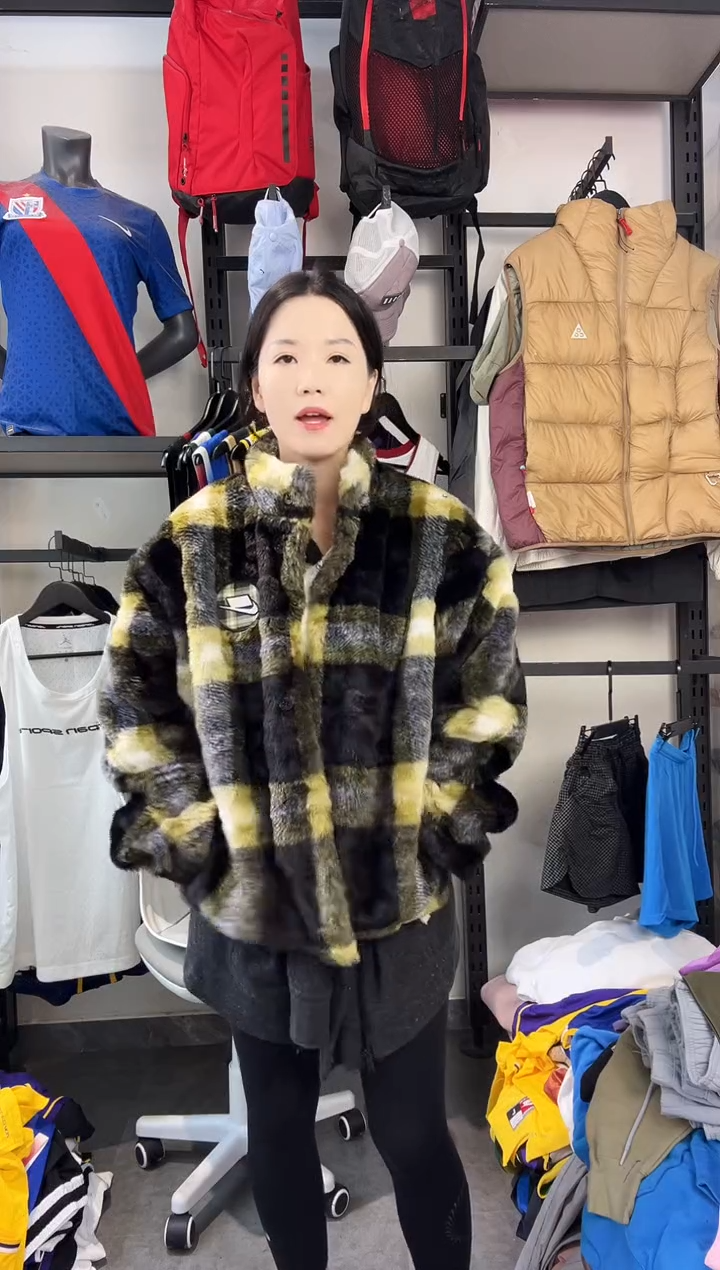217编码 瑕疵款直播间过款为准 尺码