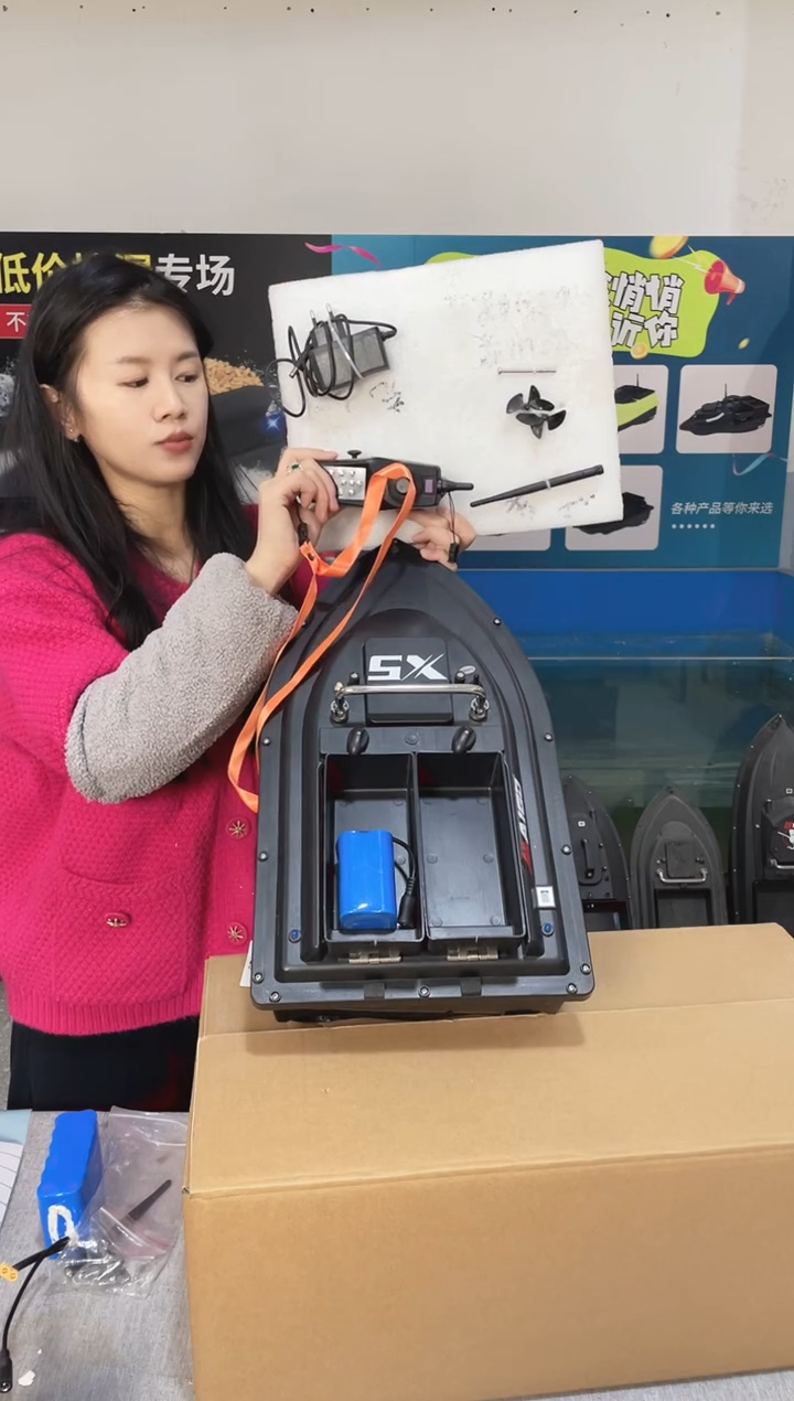 二手船处理 7.4VGPS两点双仓版 配12000毫安电池 编号29