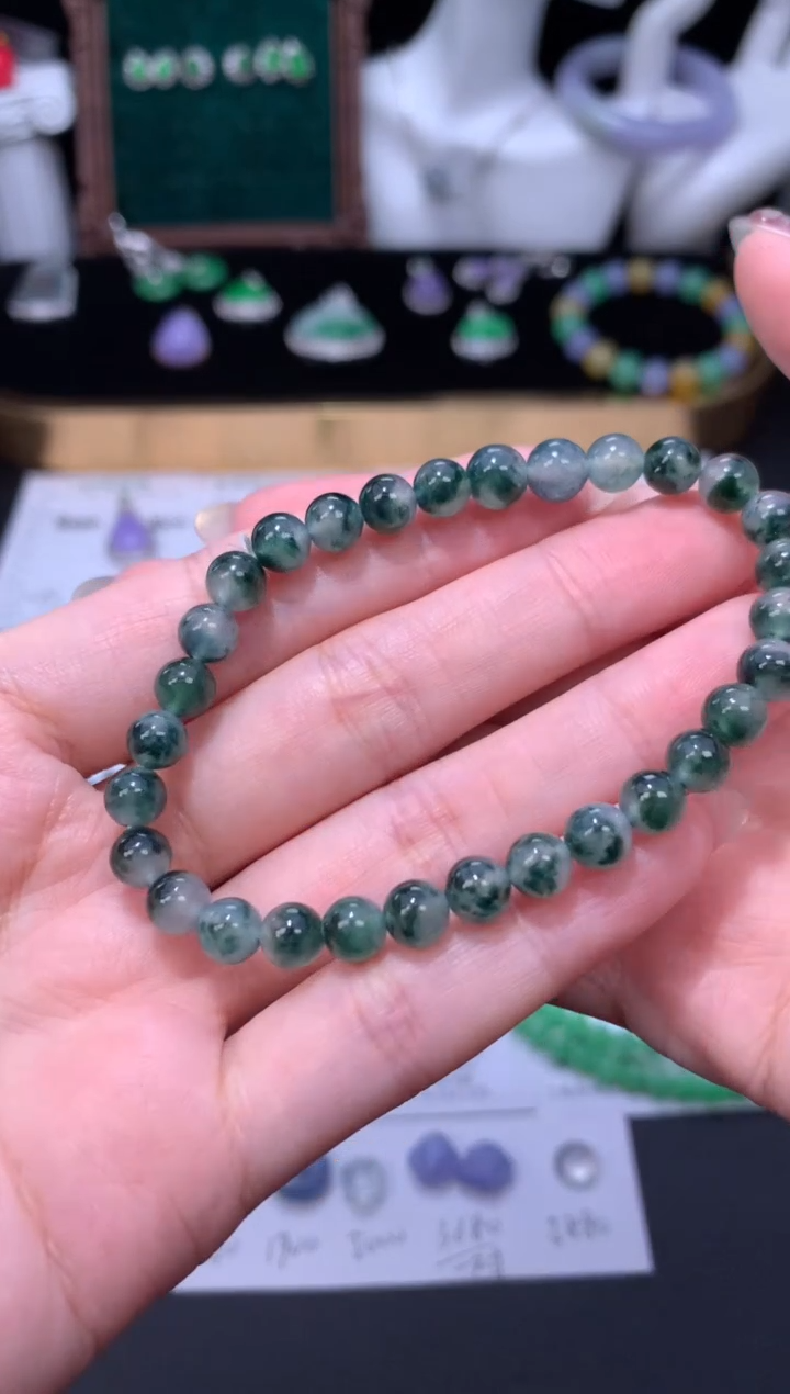 未镶嵌定制翡翠48小时鉴赏期 退货不扣服务费