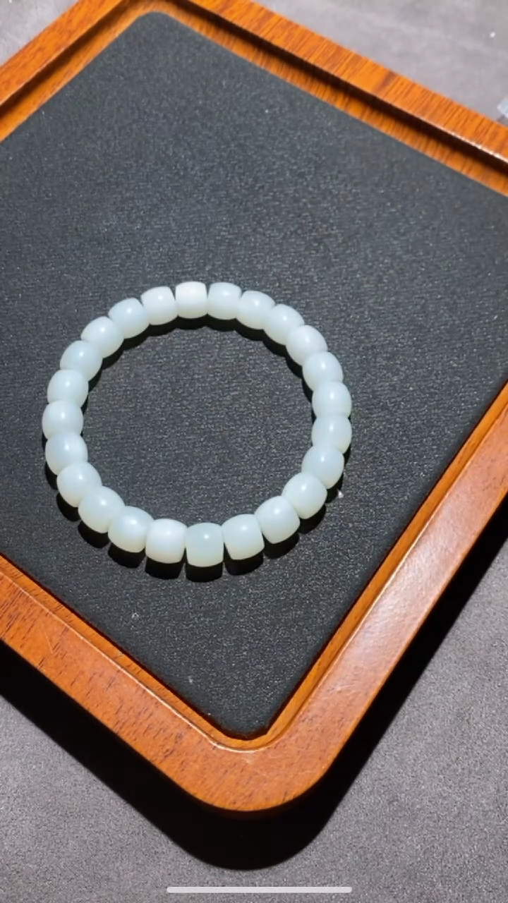【闪购商品】和田玉手串未镶嵌HLW851