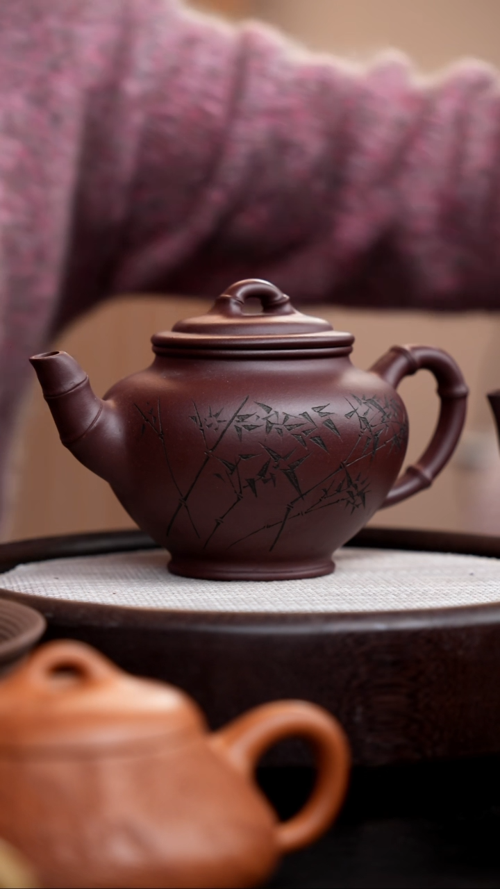 【闪购商品】紫砂茶壶紫泥竹节报春刻竹010