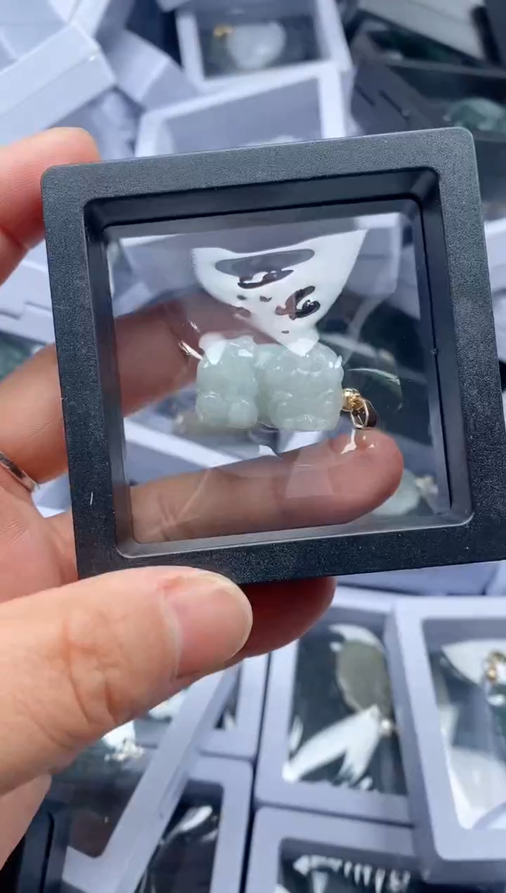 【闪购商品】翡翠吊坠(不含链)未镶嵌130