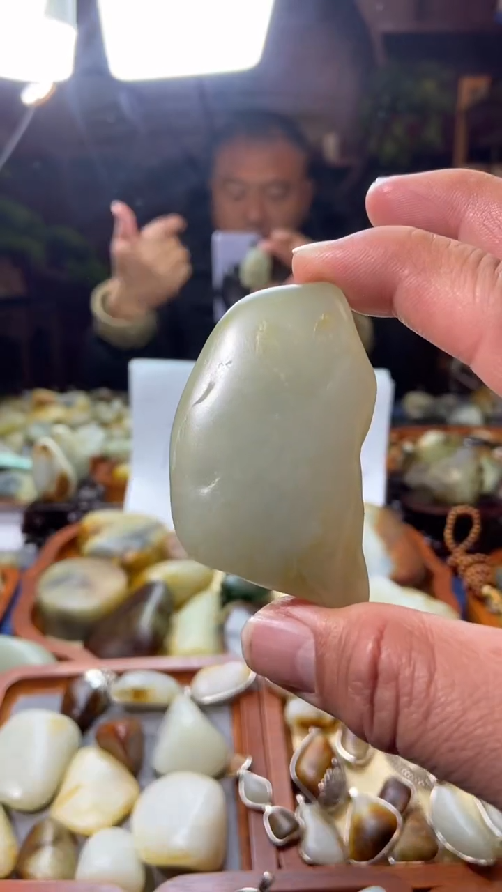 【闪购商品】和田玉挂件未镶嵌和田玉吊坠挂件精美