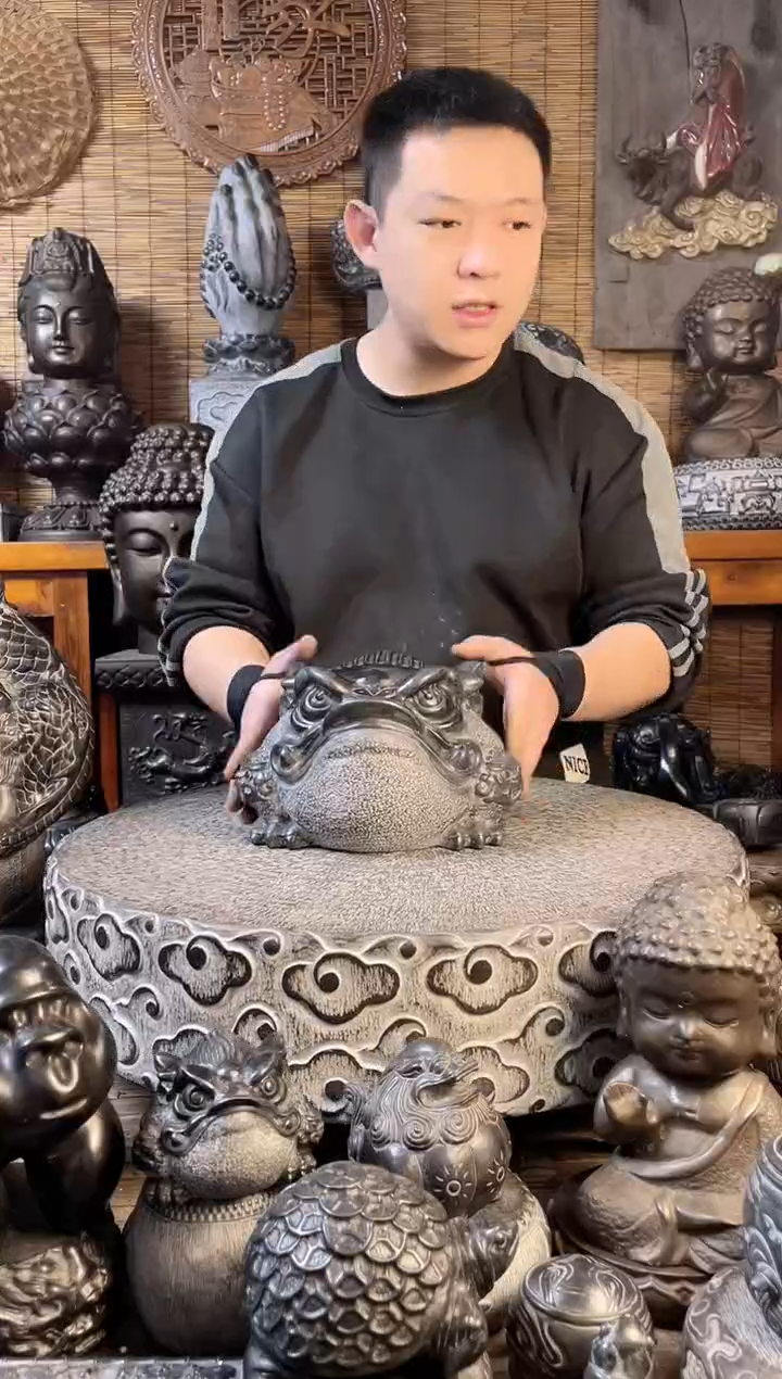 【闪购商品】25金蟾天然青石雕刻