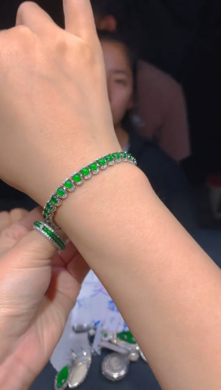 【闪购商品】定制翡翠未镶嵌147多样性发货（发其一）