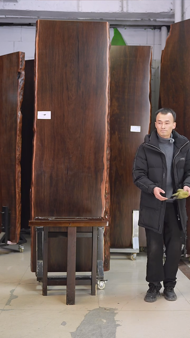 ZT-134大叶檀255*80*7.5加黑三角支架*2+黑金木茶盘*1