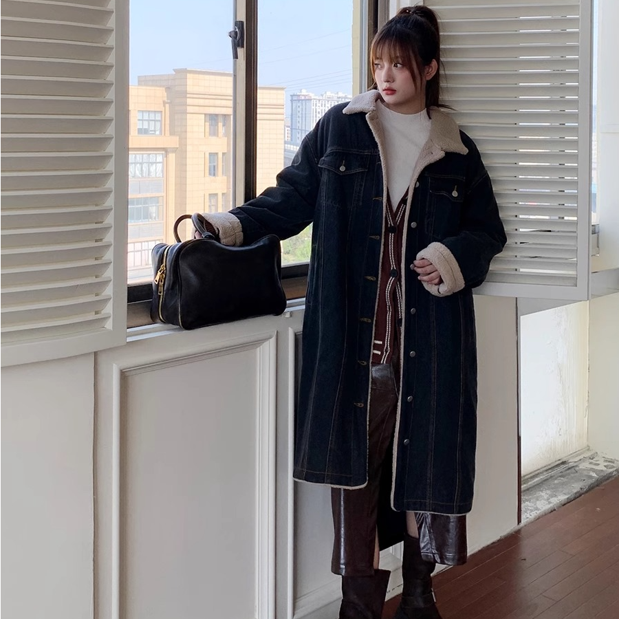 街拍LOOK~内里羊羔毛牛仔毛呢外套女秋冬宽松气质时尚
