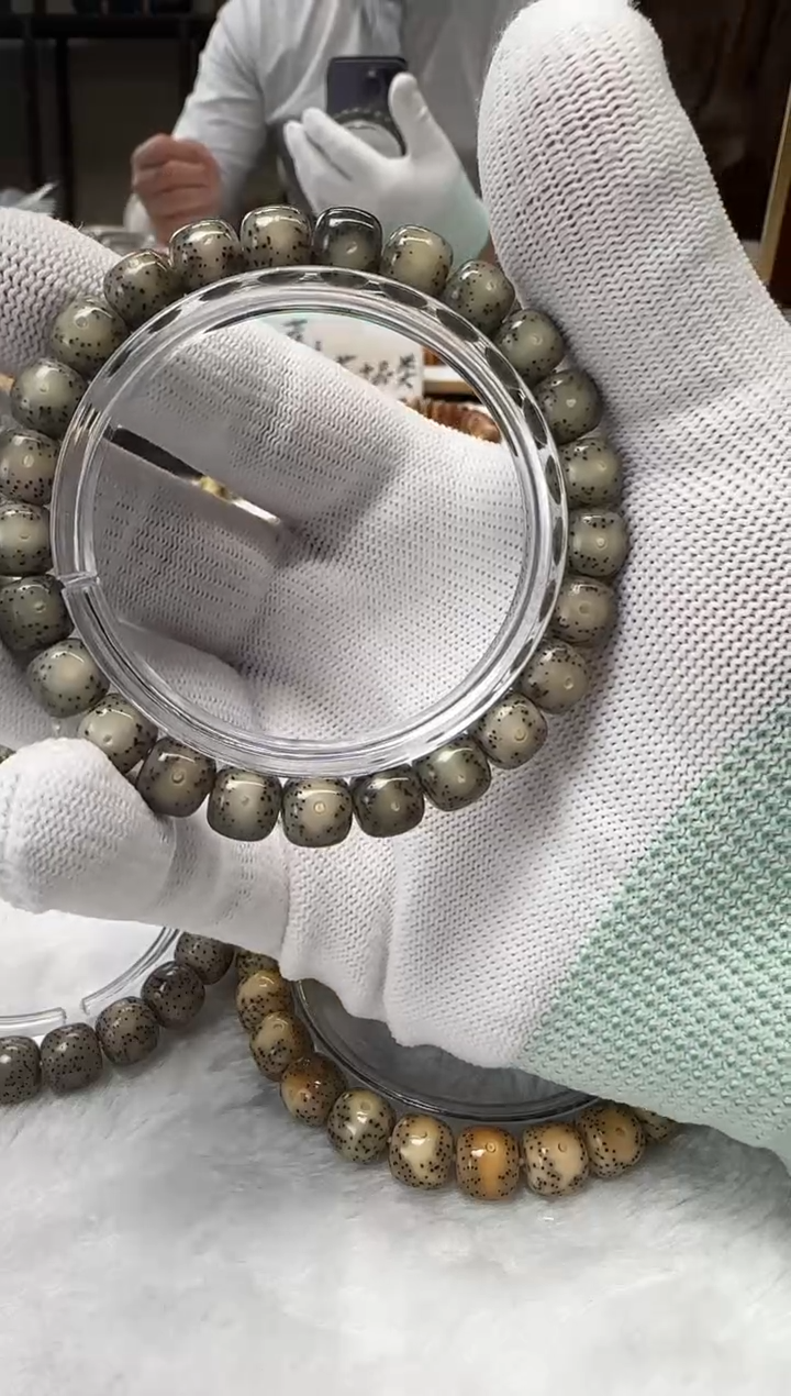 【闪购商品】星月菩提手串喜欢就买！！