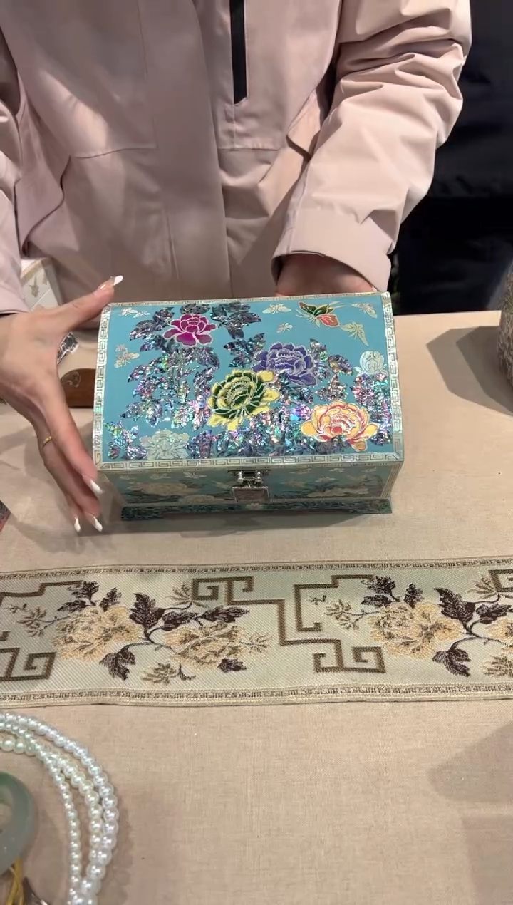 【闪购商品】按扣满贝底·弘贝雅螺钿漆器文化馆