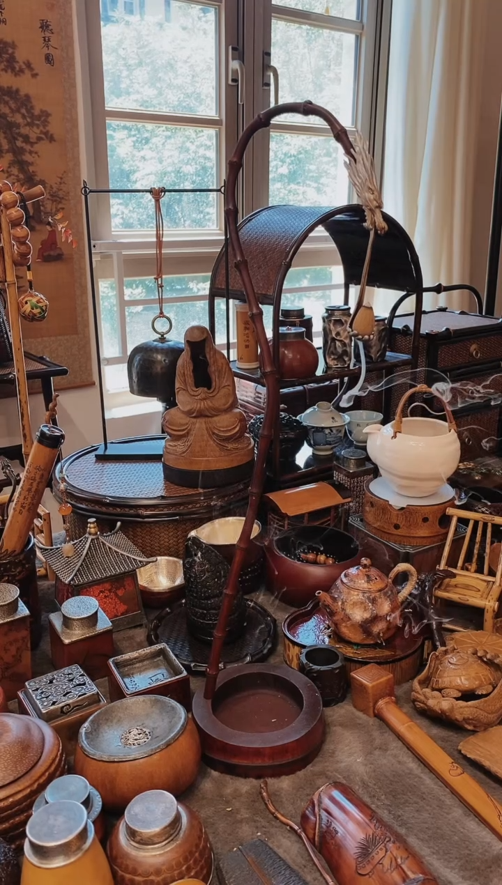 老竹鞭和锡龙挂香