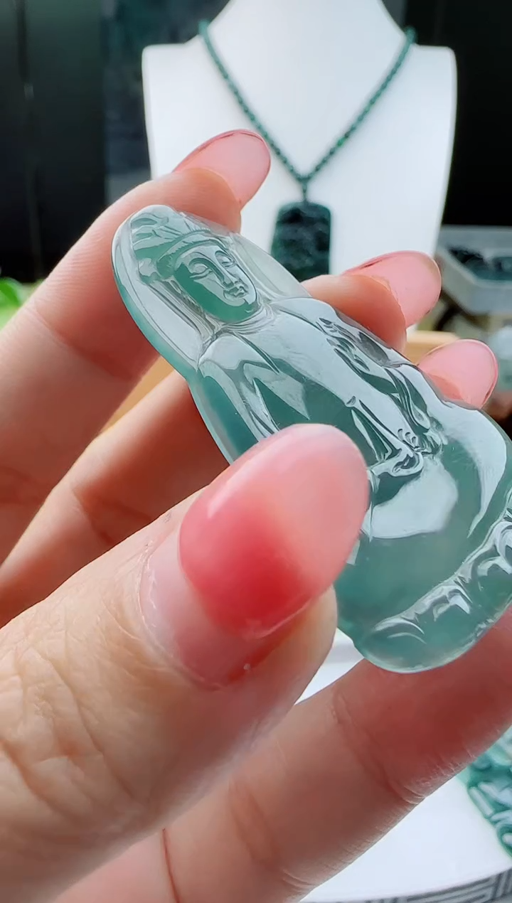 【闪购商品】翡翠颈饰未镶嵌多样性随机一件发货