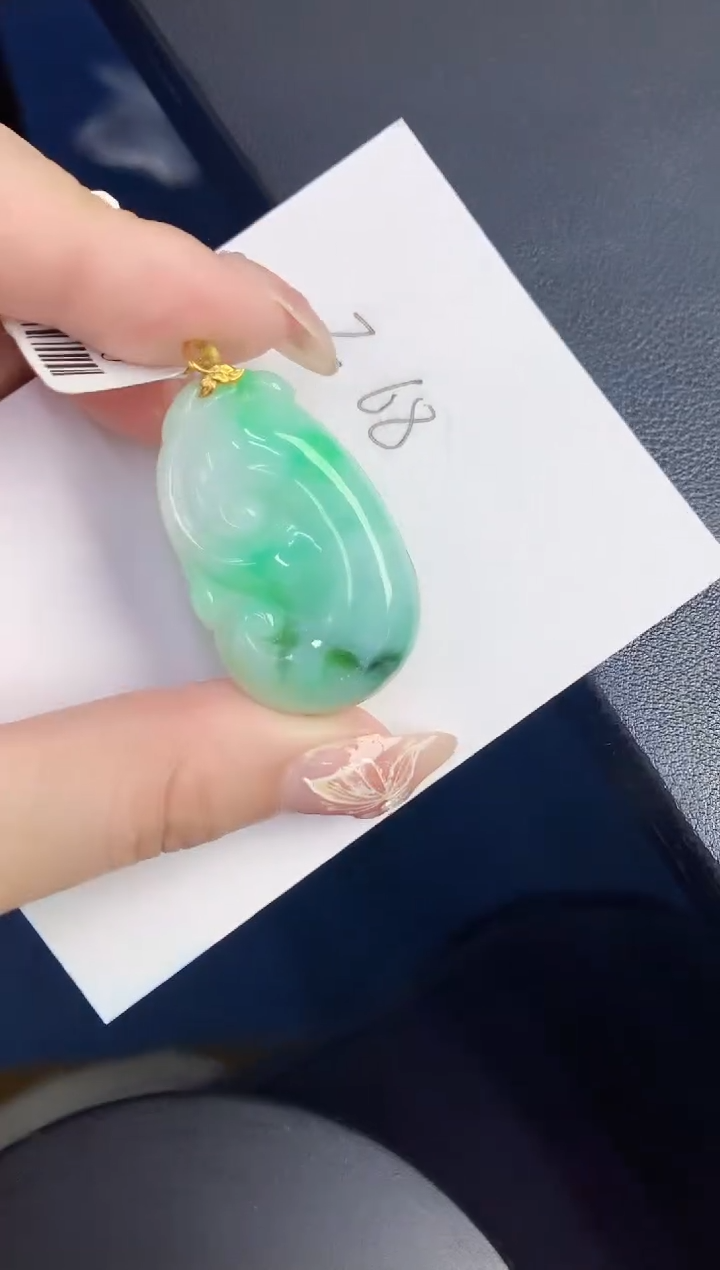 【闪购商品】翡翠颈饰18K金镶嵌0000000000