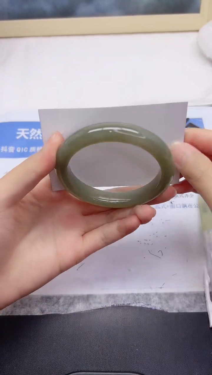 和田玉手镯未镶嵌139-58.5