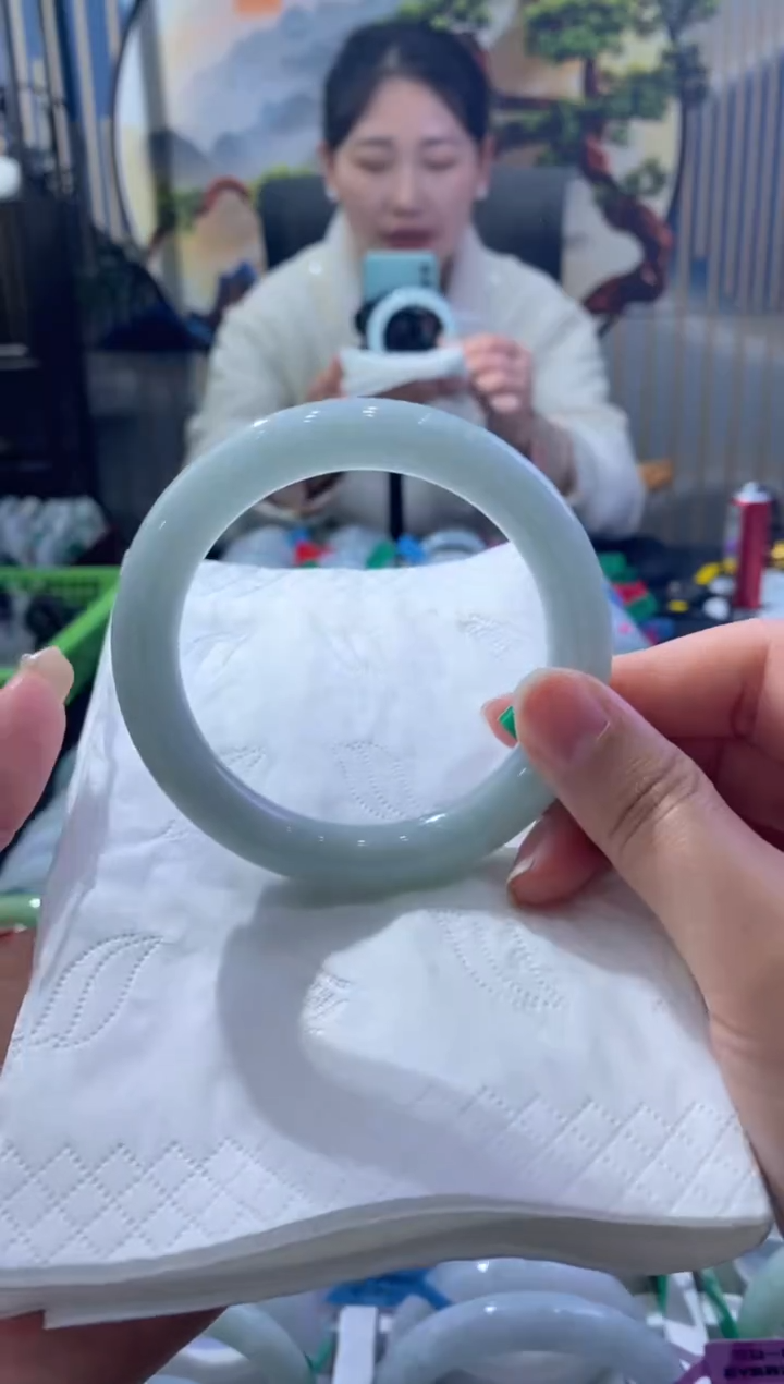 【闪购商品】翡翠手镯未镶嵌00008387