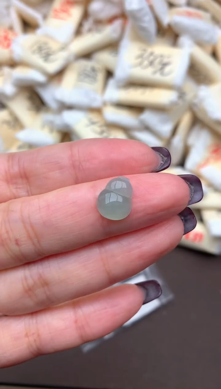 【闪购商品】翡翠颈饰未镶嵌一