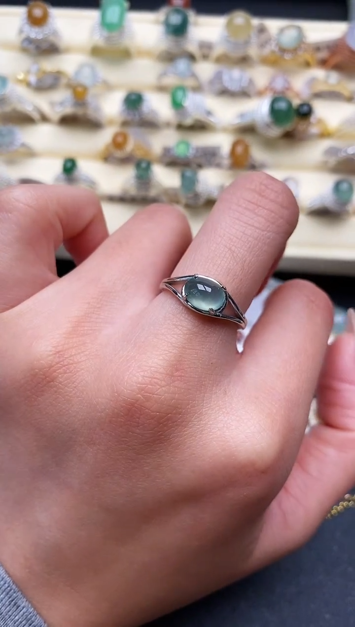 【闪购商品】翡翠戒指银S925镶嵌2222222+8